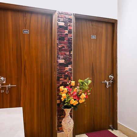 Hotel O Shraddha Residency 2 Колката Екстериор снимка